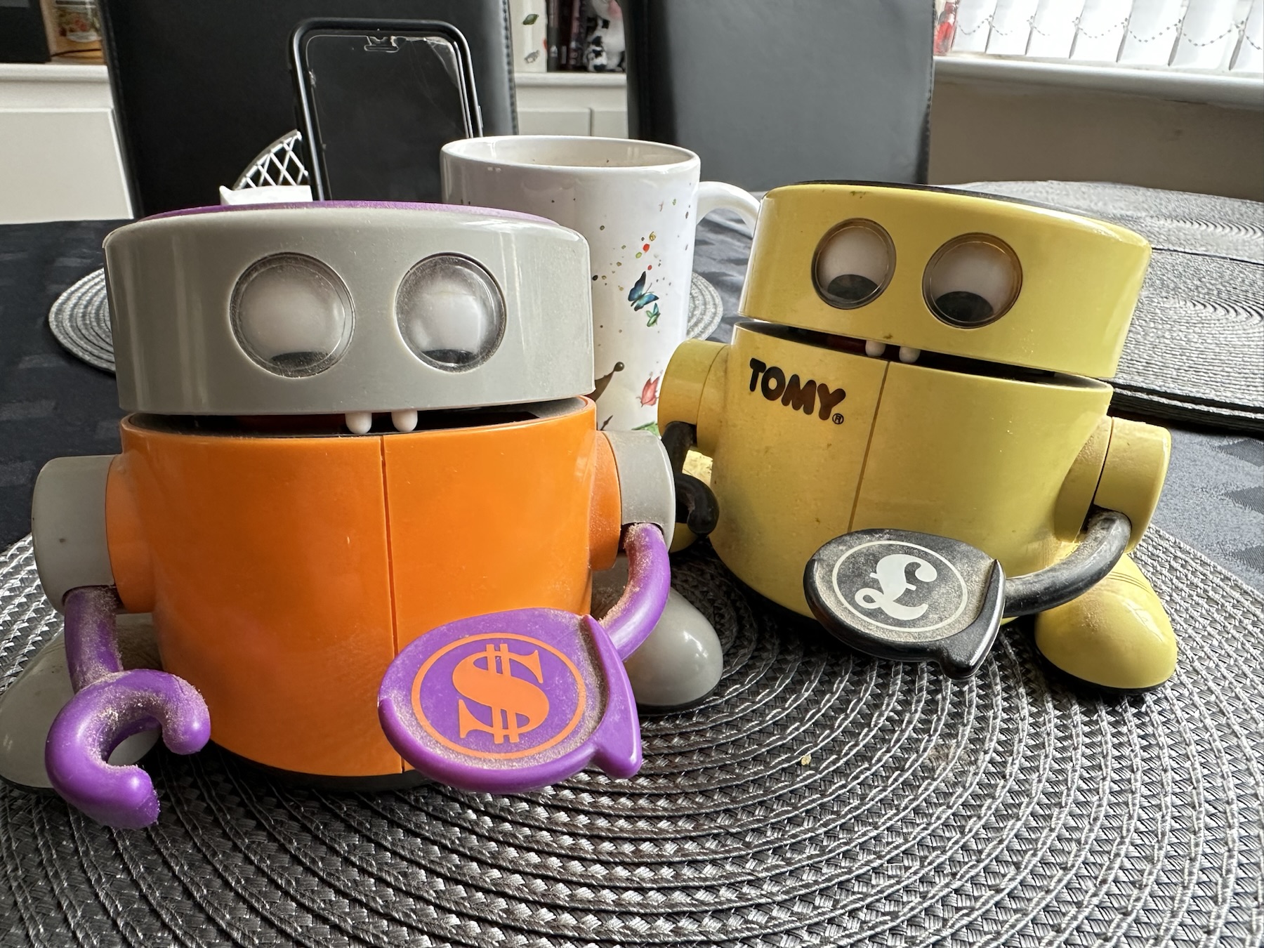 Tomy – Mr Money bank – Foxes Den