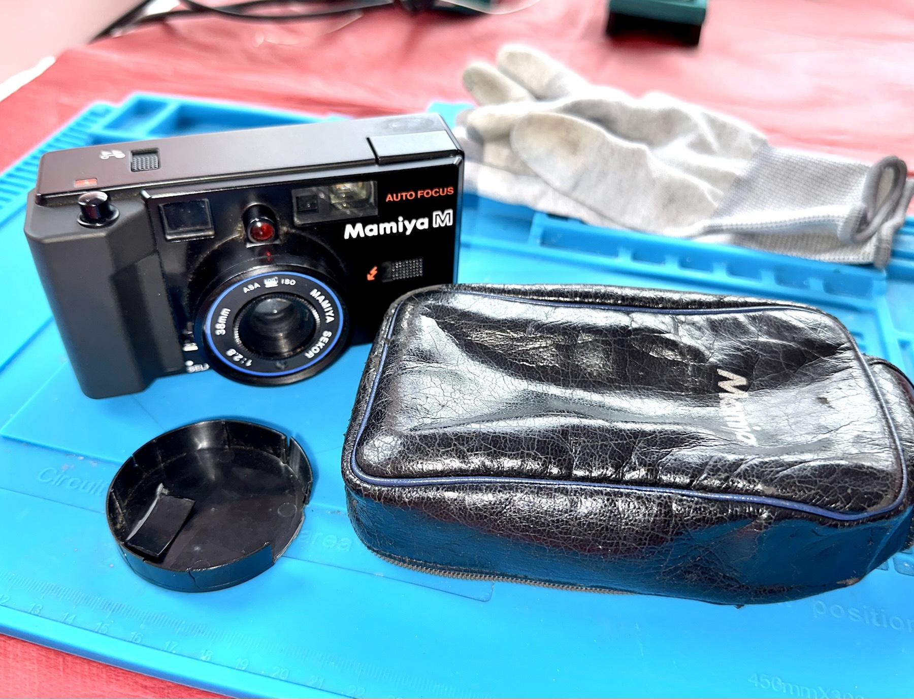Mamiya M Autofocus – 35mm point and shoot camera – Foxes Den