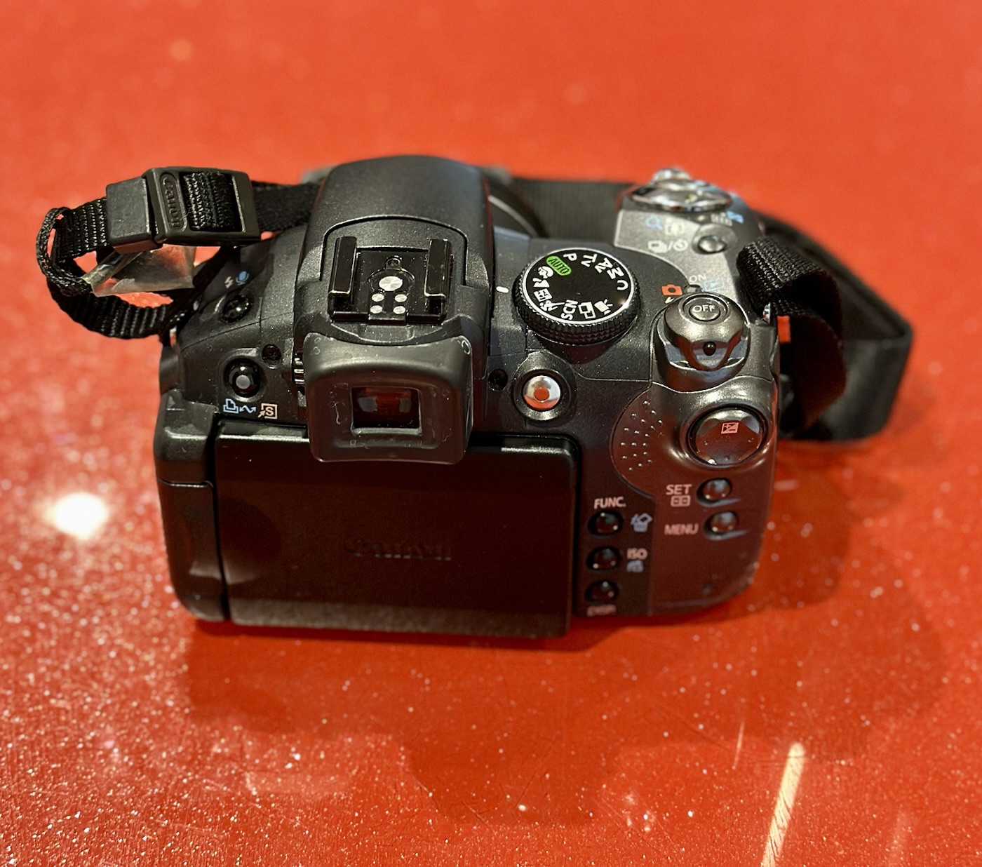Canon Powershot S5 IS – Foxes Den