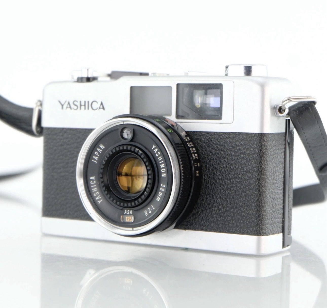 Yashica – Foxes Den