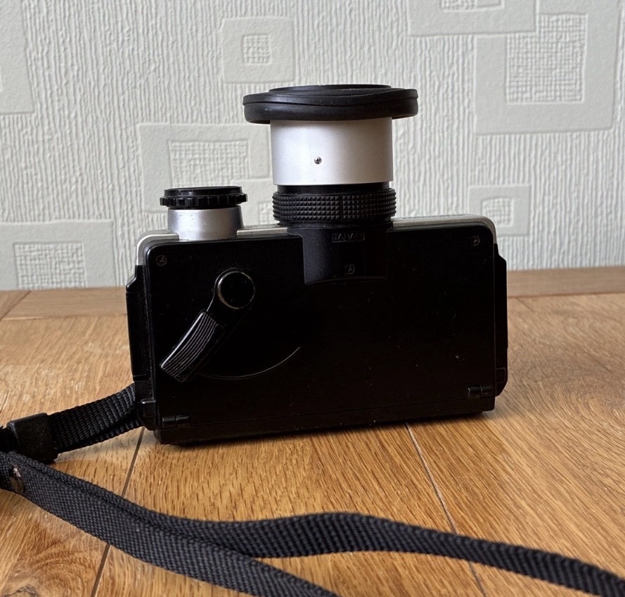 Minolta 110 zoom Mk1 SLR – Foxes Den