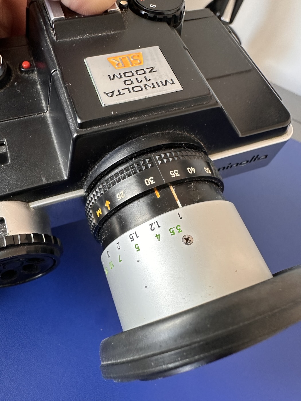 Minolta 110 zoom Mk1 SLR – Foxes Den