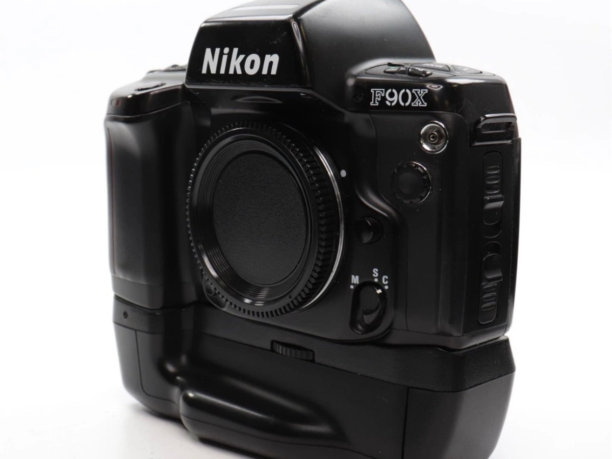 Nikon F90x 35mm SLR Film Camera and MB10 battery&nbsp;grip