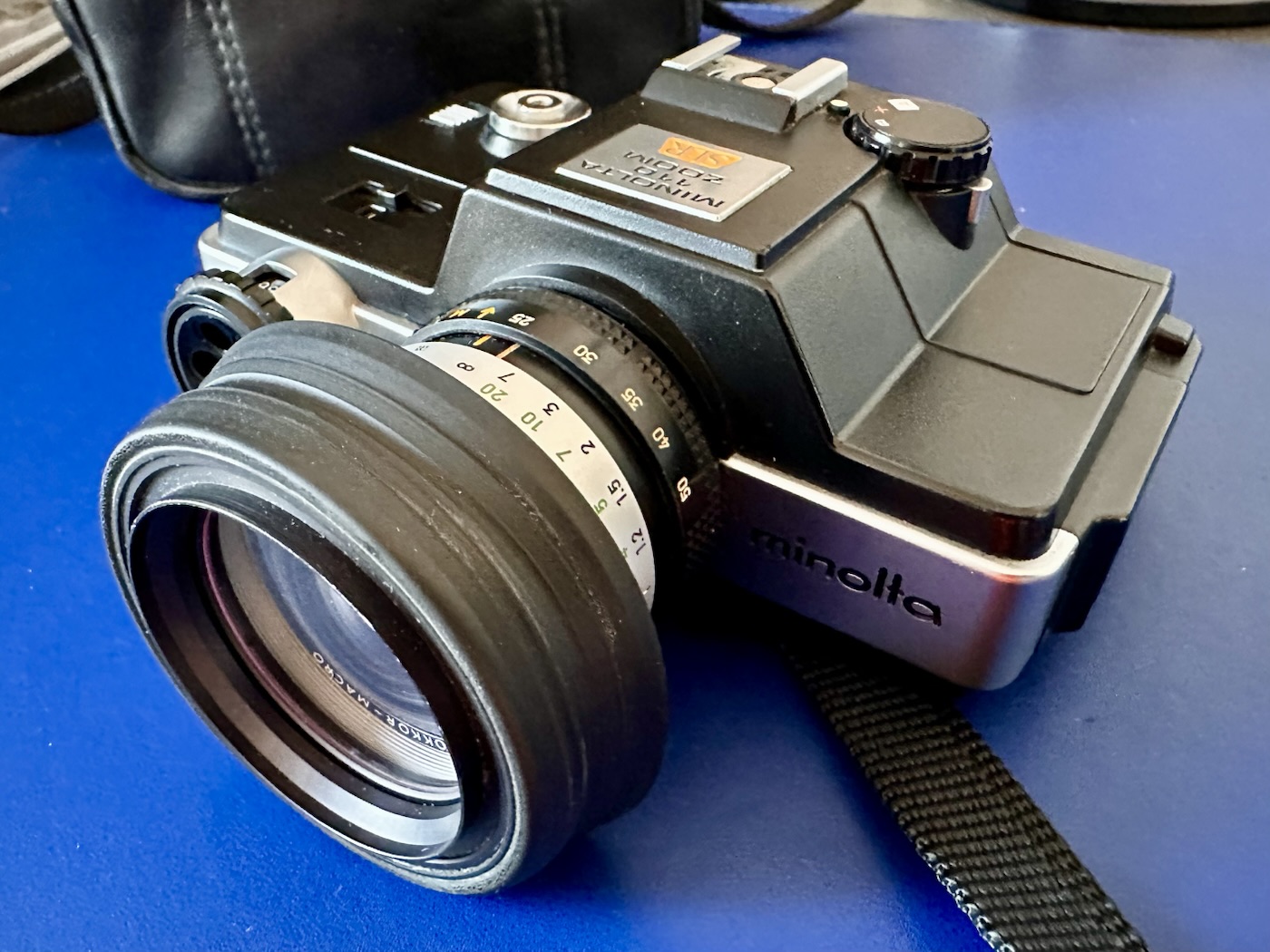 Minolta 110 zoom Mk1 SLR – Foxes Den